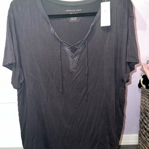 American Eagle tee